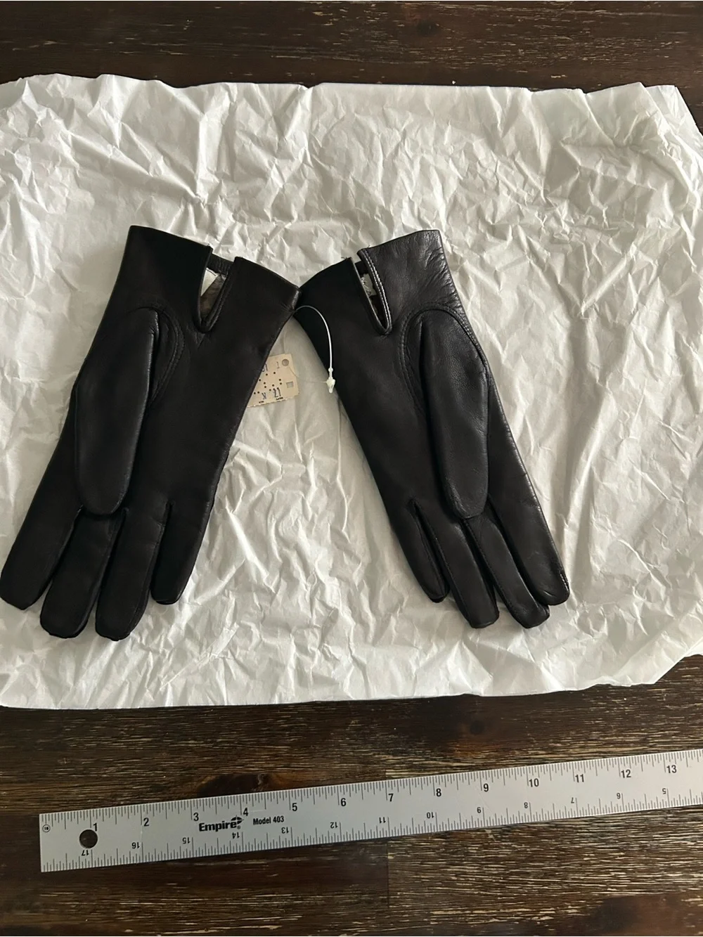 NWT Macy's Marchioness Leather Gloves Made in Italy